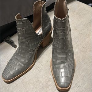 Steve Madden alligator booties
